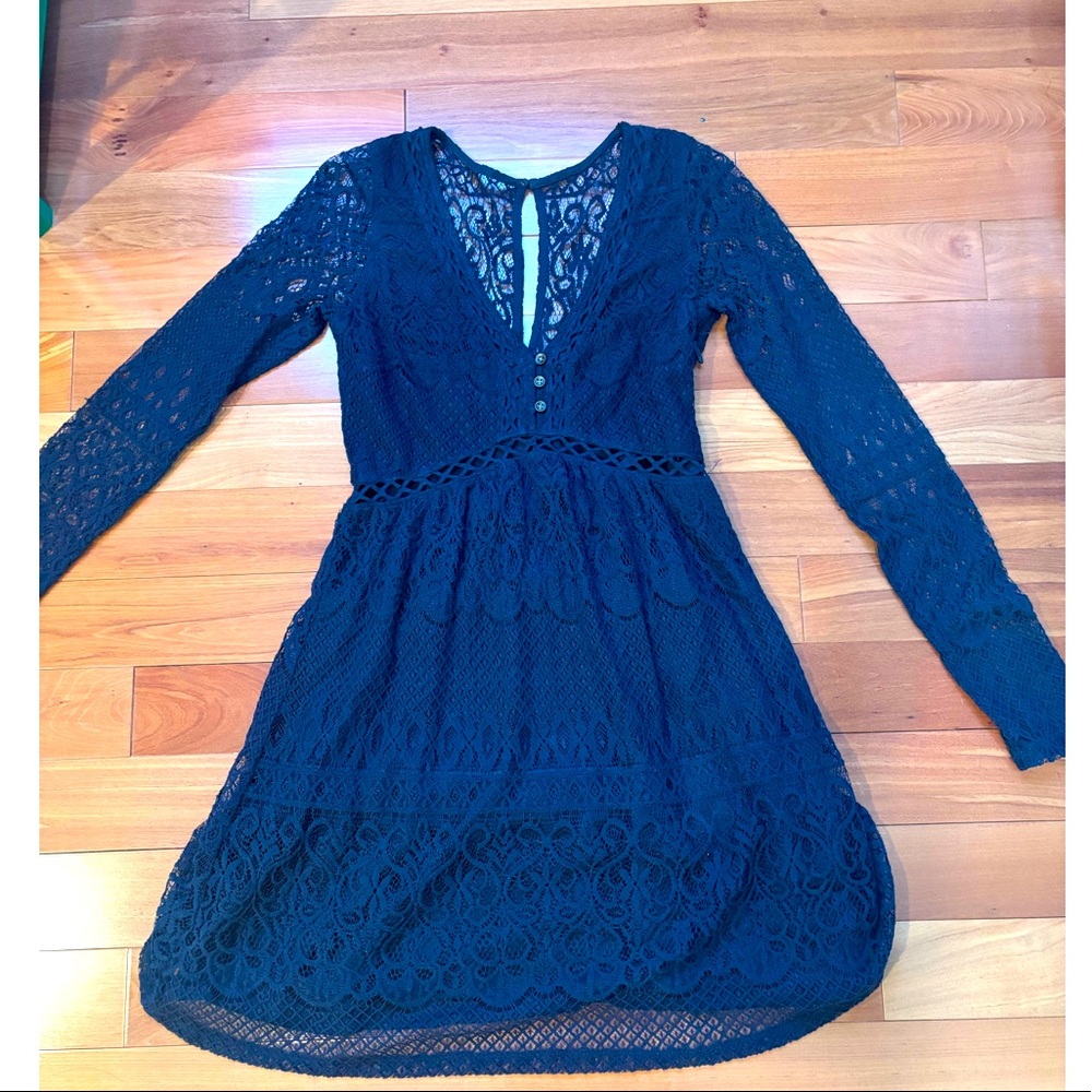 Sheer Navy Blue Long Sleeve Lace V Neck Hollister Dress